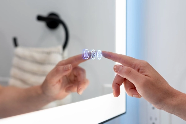 Smart mirror manufacturer SEGA